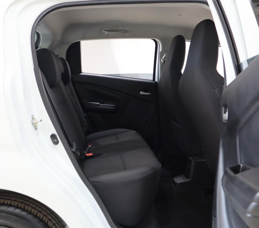 2025 Toyota Vitz 1.0 XR Manual