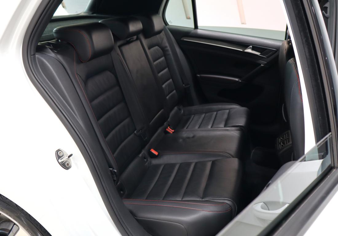 2014 Volkswagen Golf VII GTI 2.0 TSI DSG