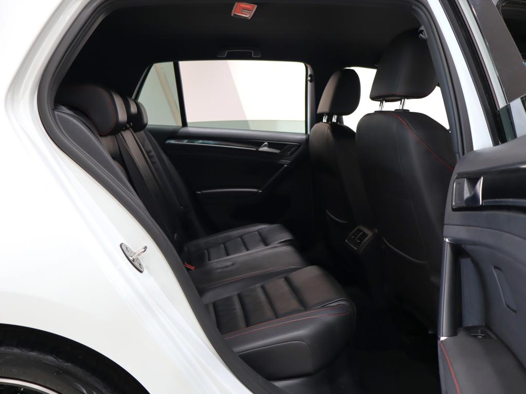 2014 Volkswagen Golf VII GTI 2.0 TSI DSG