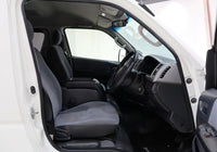 2012 Toyota Quantum 2.7 GL 10-seater bus