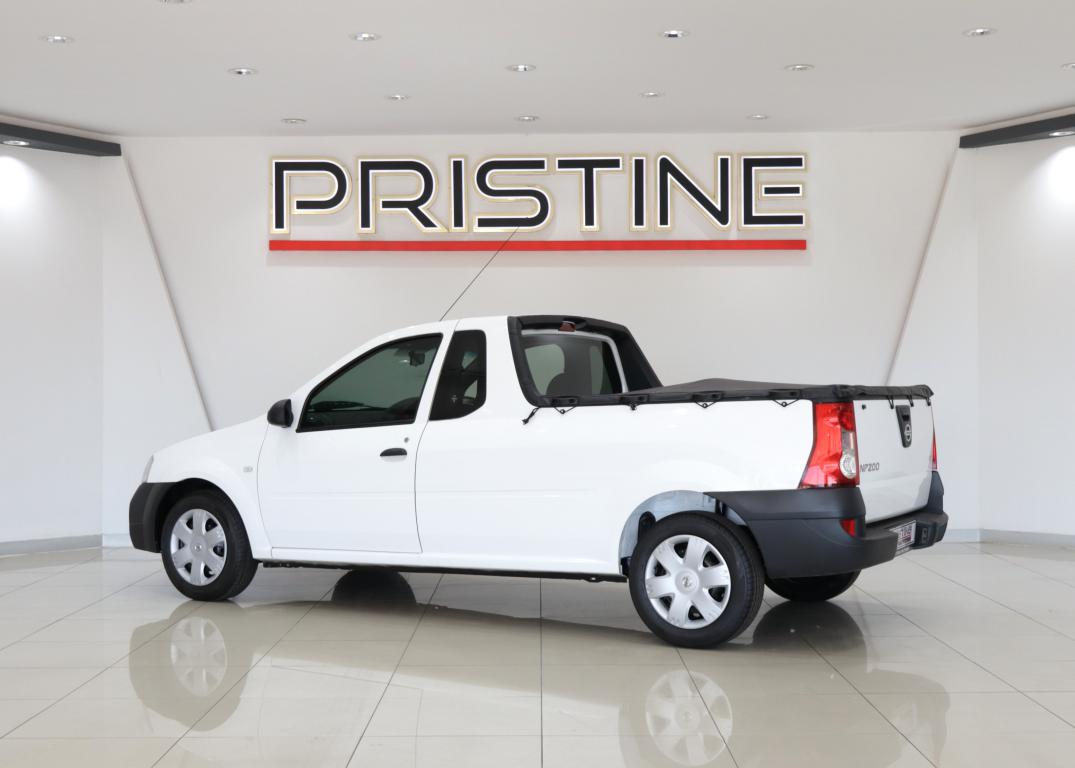 2022 Nissan NP200 1.6i (Aircon) Safety Pack