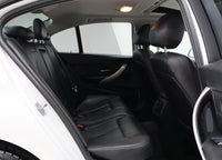 2016 BMW 3 Series 320i auto