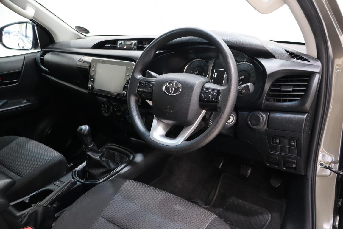 2021 Toyota Hilux 2.4GD-6 Xtra Cab Raider