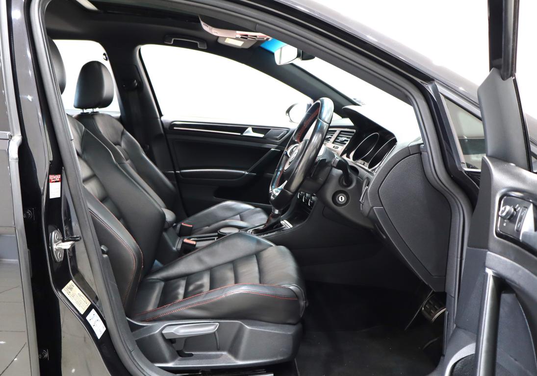 2017 Volkswagen Golf VII GTI 2.0 TSI DSG