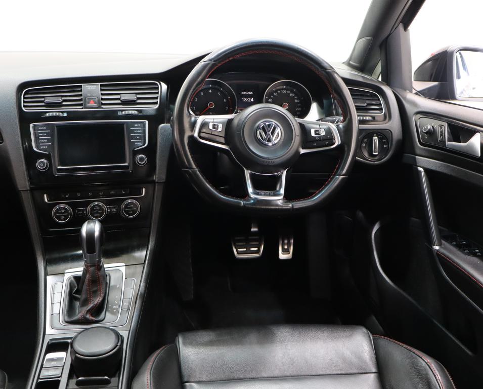 2017 Volkswagen Golf VII GTI 2.0 TSI DSG