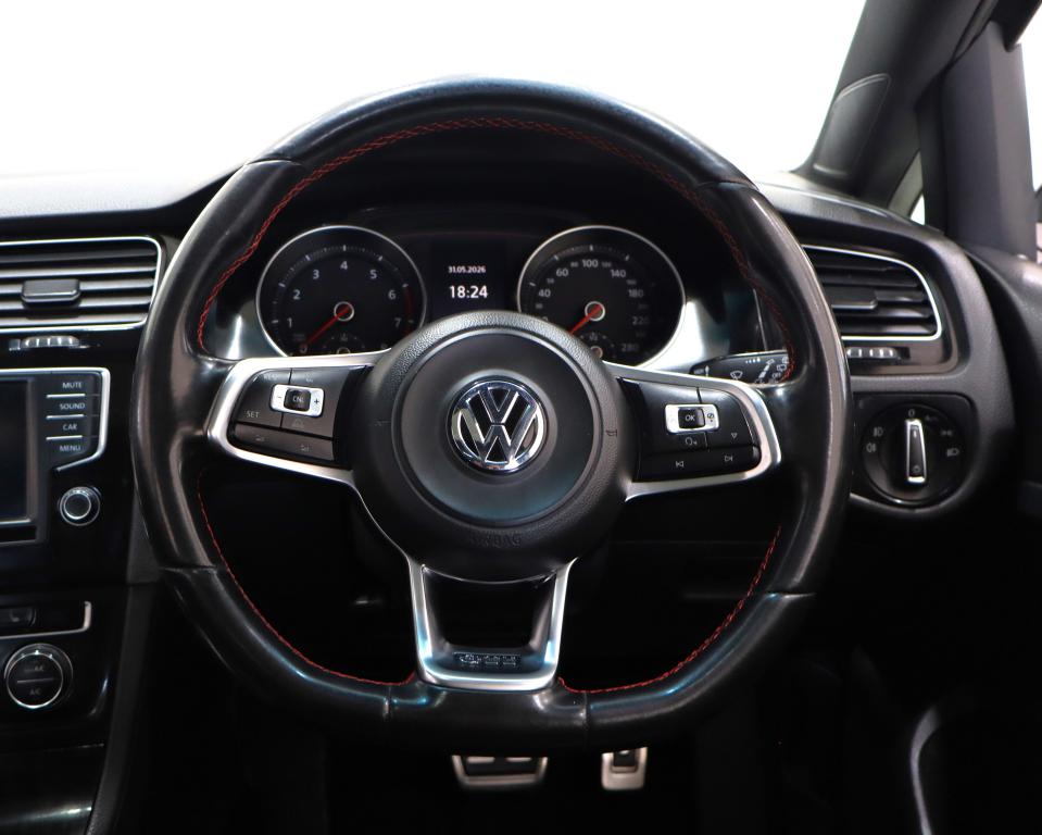 2017 Volkswagen Golf VII GTI 2.0 TSI DSG