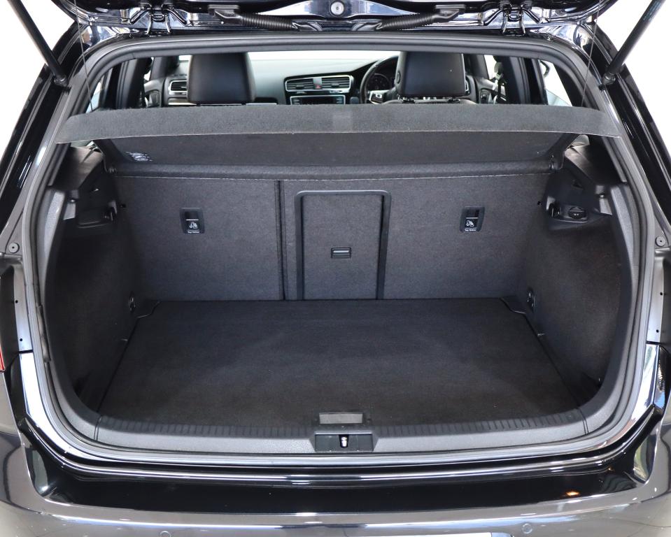 2017 Volkswagen Golf VII GTI 2.0 TSI DSG