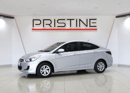 2015  Hyundai Accent Sedan 1.6 Motion