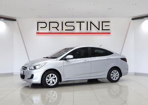 2015  Hyundai Accent Sedan 1.6 Motion