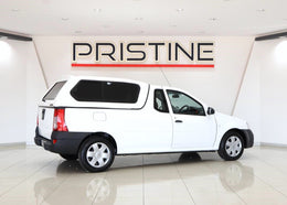 Nissan NP200 1.6i (Aircon) Safety Pack