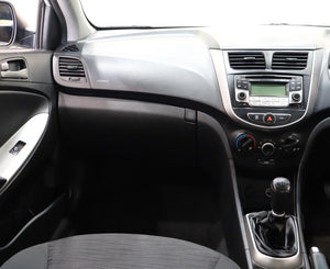 2015  Hyundai Accent Sedan 1.6 Motion