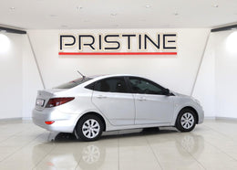 2015  Hyundai Accent Sedan 1.6 Motion