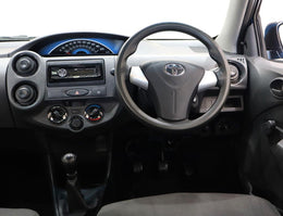 2016 Toyota Etios Hatch 1.5 Xi