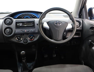 2016 Toyota Etios Hatch 1.5 Xi