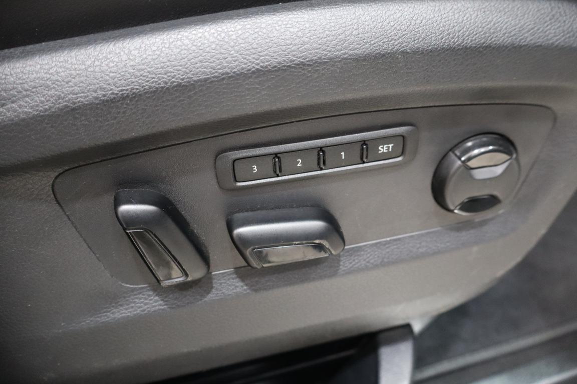 2017 Volkswagen Caravelle 2.0BiTDI Highline 4Motion
