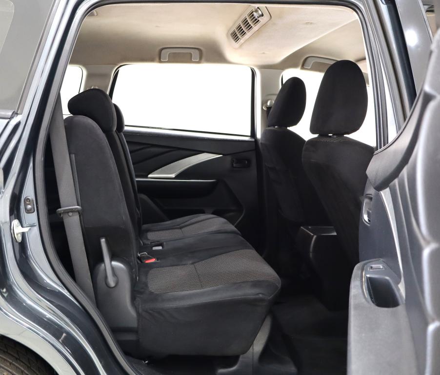 2022 Mitsubishi Xpander 1.5 Manual
