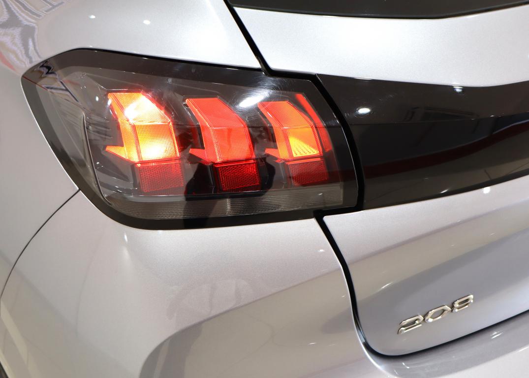 2022 Peugeot 208 1.2 Active
