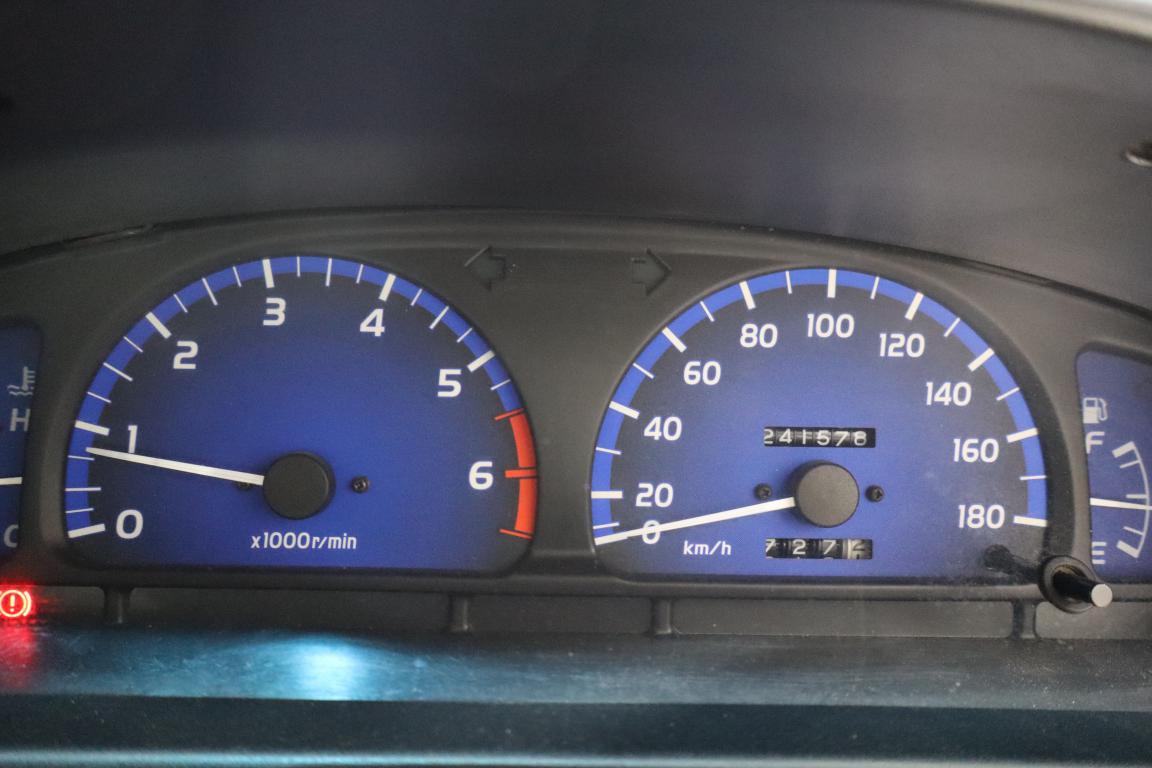 2003 Toyota Hilux 2700i Raider