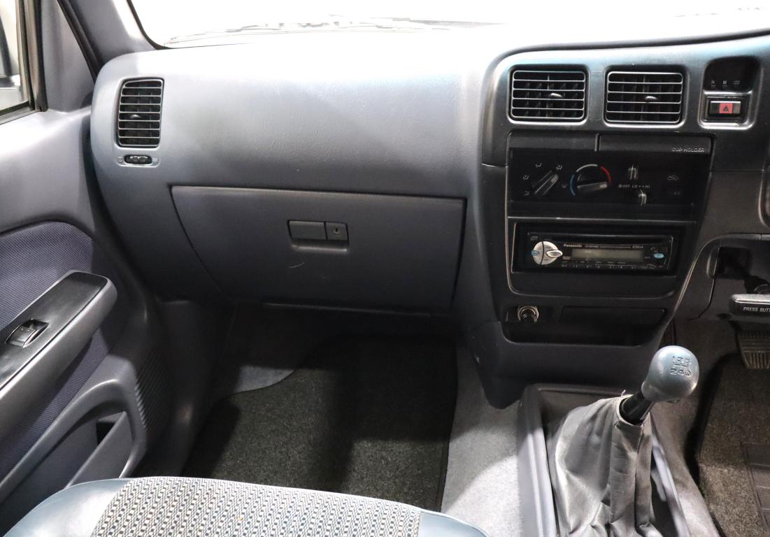 2003 Toyota Hilux 2700i Raider