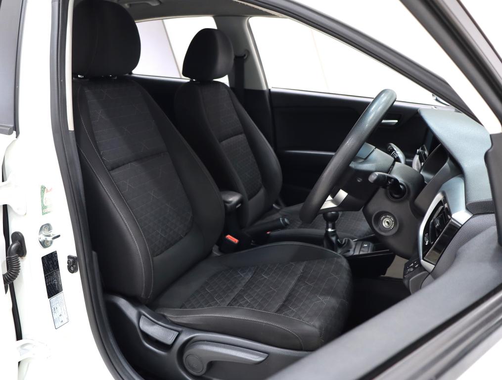 2022 Kia Rio hatch 1.2 LS