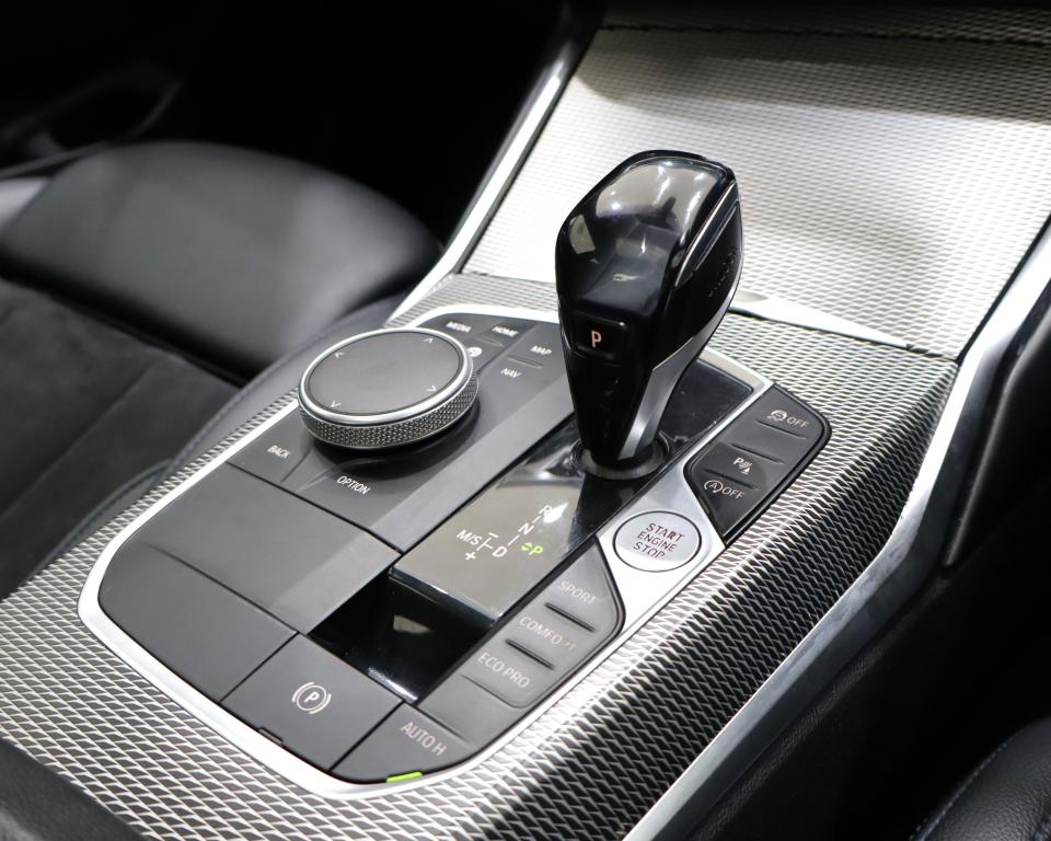 2021 BMW 3 Series 320i M Sport