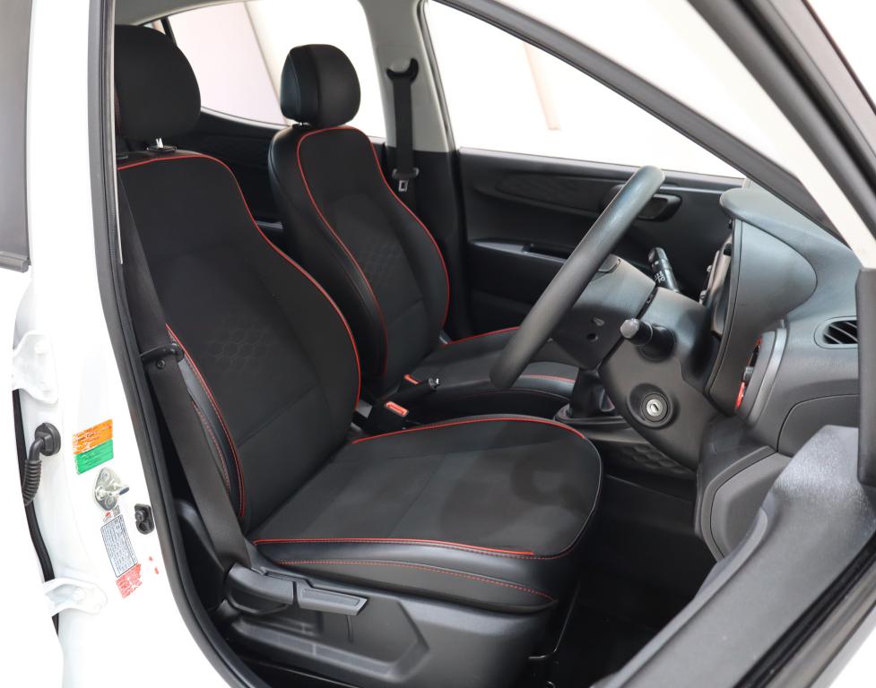 2024 Hyundai Grand i10 1.0 Motion Hatch Manual