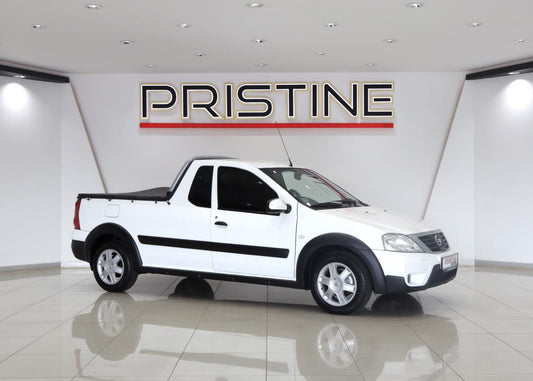 2015 Nissan NP200 1.5dCi Safety Pack