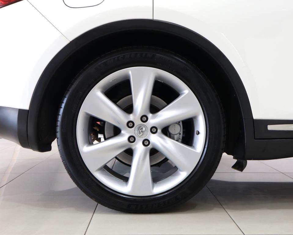 2013 Infiniti QX70 3.0d S Premium