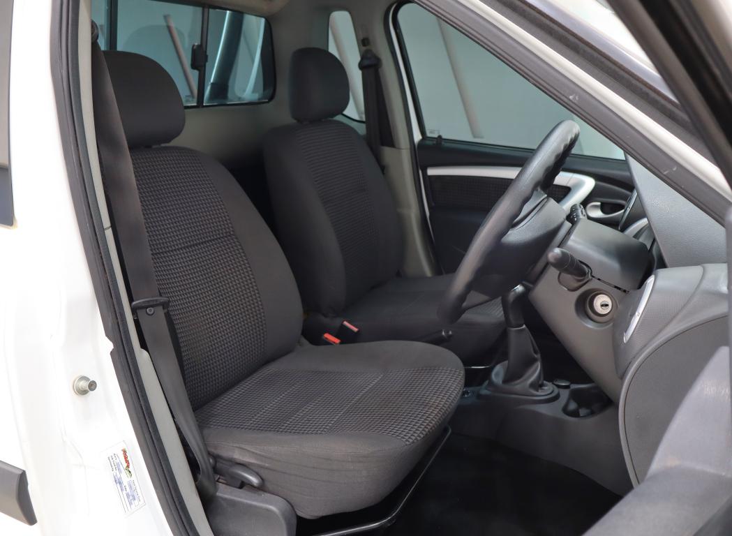 2015 Nissan NP200 1.5dCi Safety Pack
