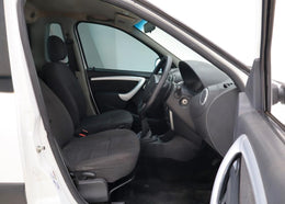 2015 Nissan NP200 1.5dCi Safety Pack