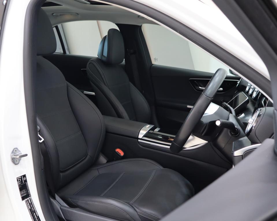 2022 Mercedes-Benz C-Class C200 Avantgarde