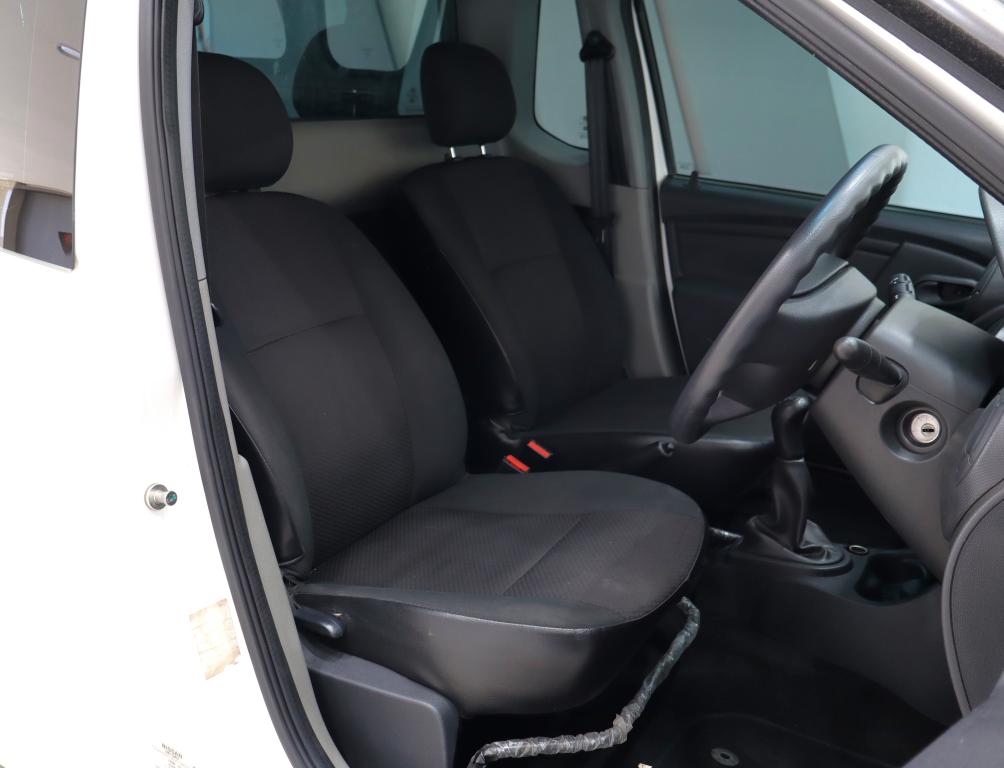 2021 Nissan NP200 1.6