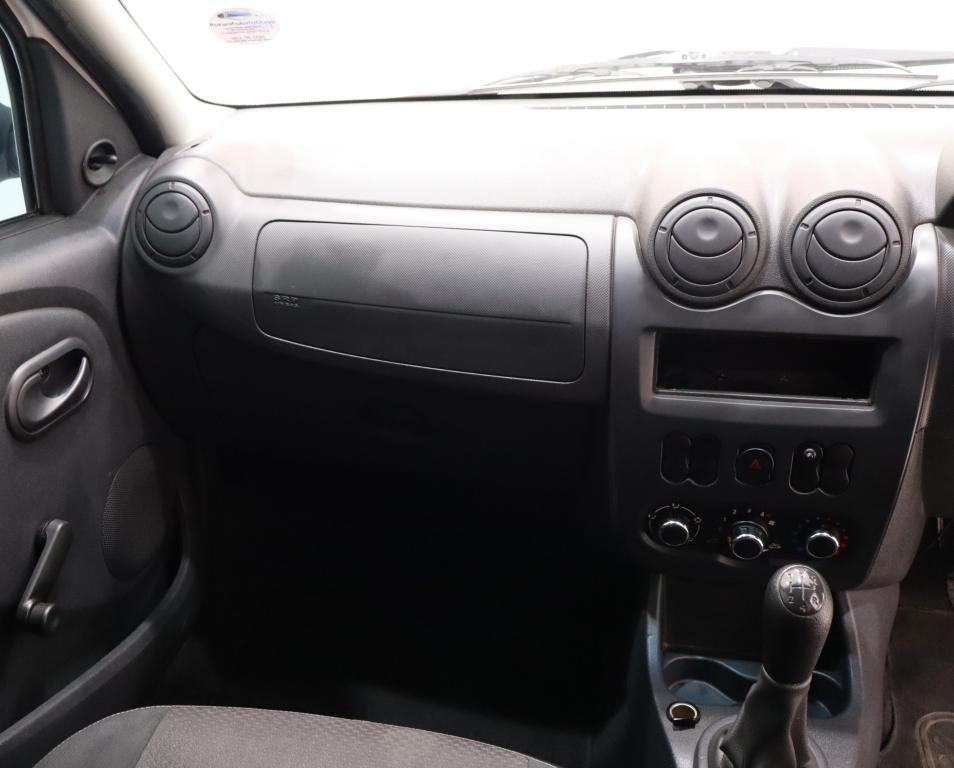 2021 Nissan NP200 1.6