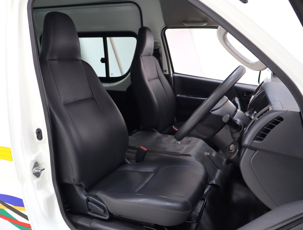 2024 Toyota Quantum 2.7 Sesfikile