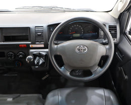 2024 Toyota Quantum 2.7 Sesfikile