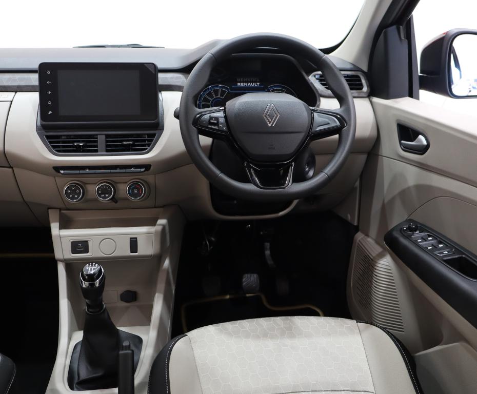 2026 Renault Triber 1.0 Techno