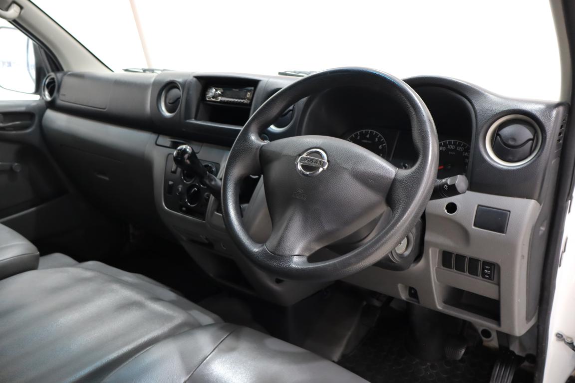 2019 Nissan NV350 Impendulo 2.5i 16-seater