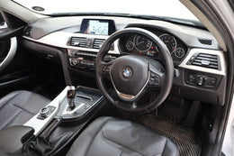 2017 BMW 3 Series 318i Auto