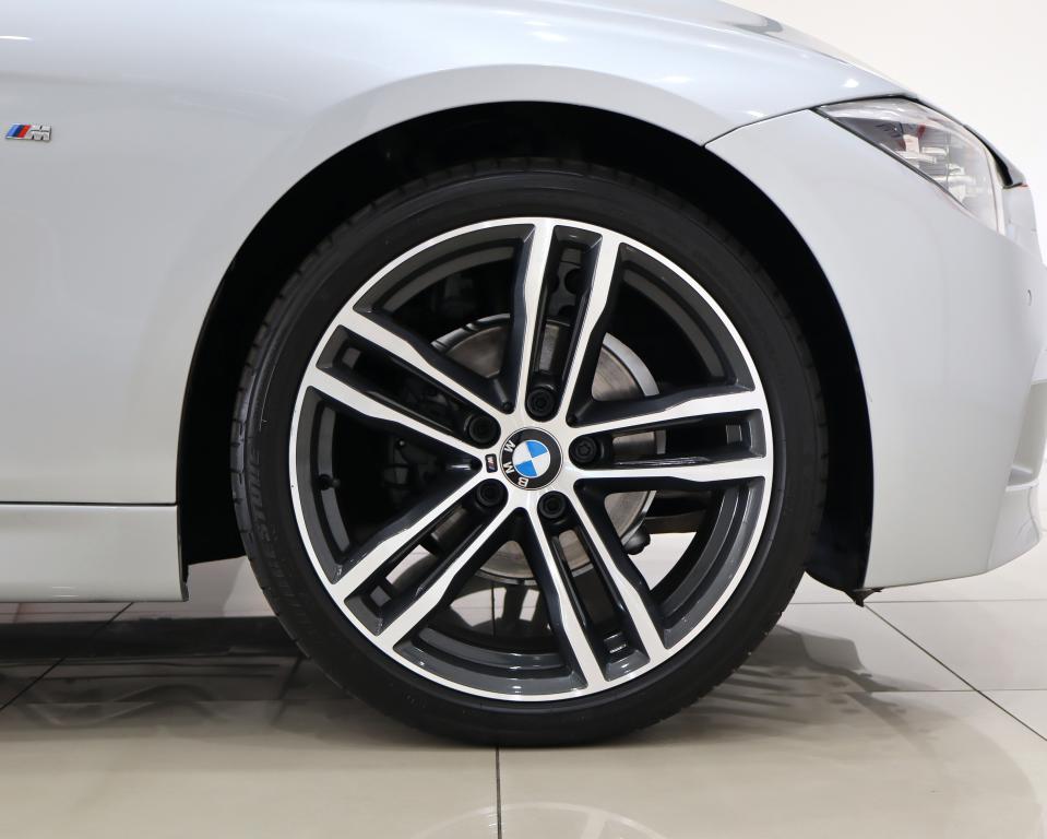 2018 BMW 3 Series 320i M Sport Auto