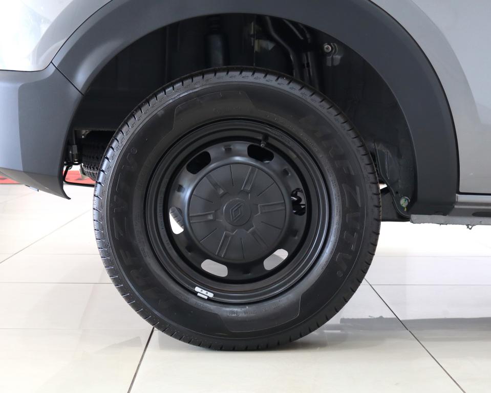 2025 Renault Triber 1.0 Evolution