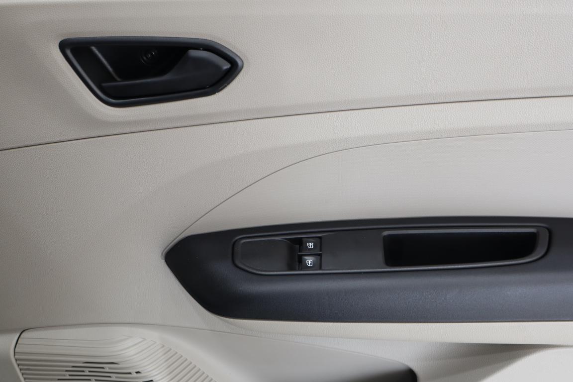 2025 Renault Triber 1.0 Evolution