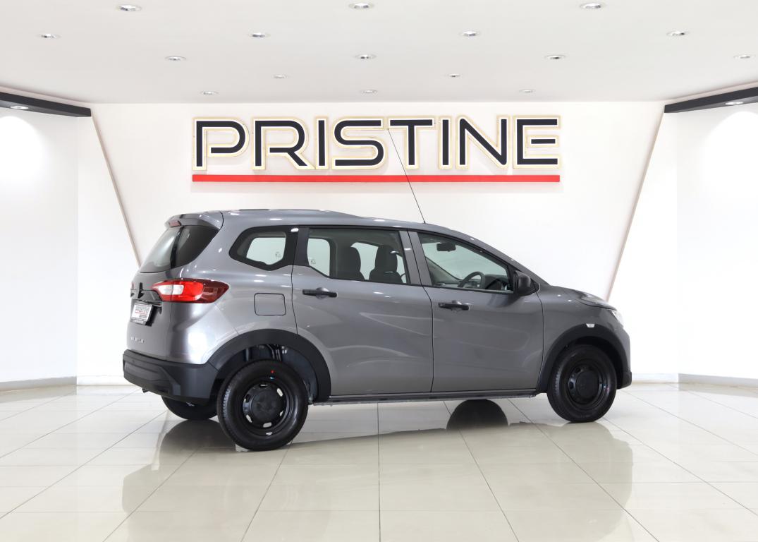 2025 Renault Triber 1.0 Evolution