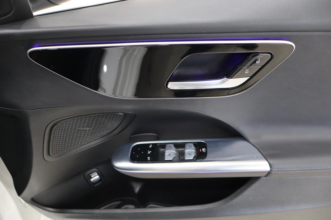 2024 Mercedes-Benz C-Class C220d Avantgarde
