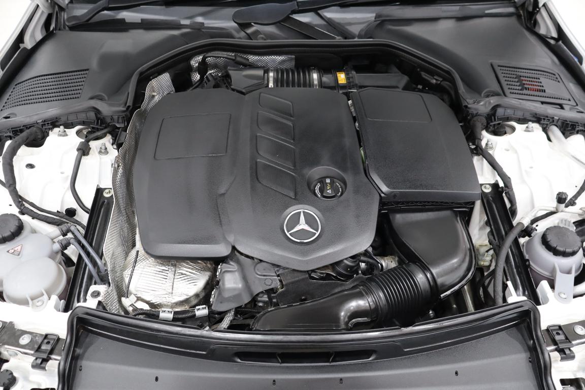 2024 Mercedes-Benz C-Class C220d Avantgarde