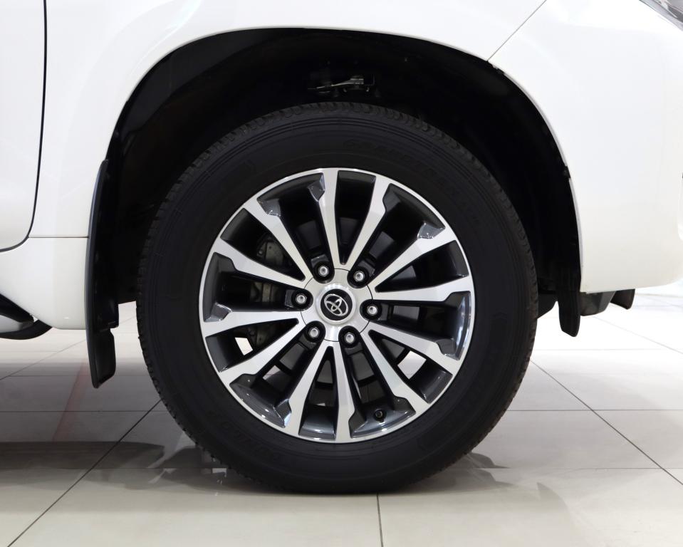 2023 Toyota Land Cruiser Prado 2.8GD VX-L