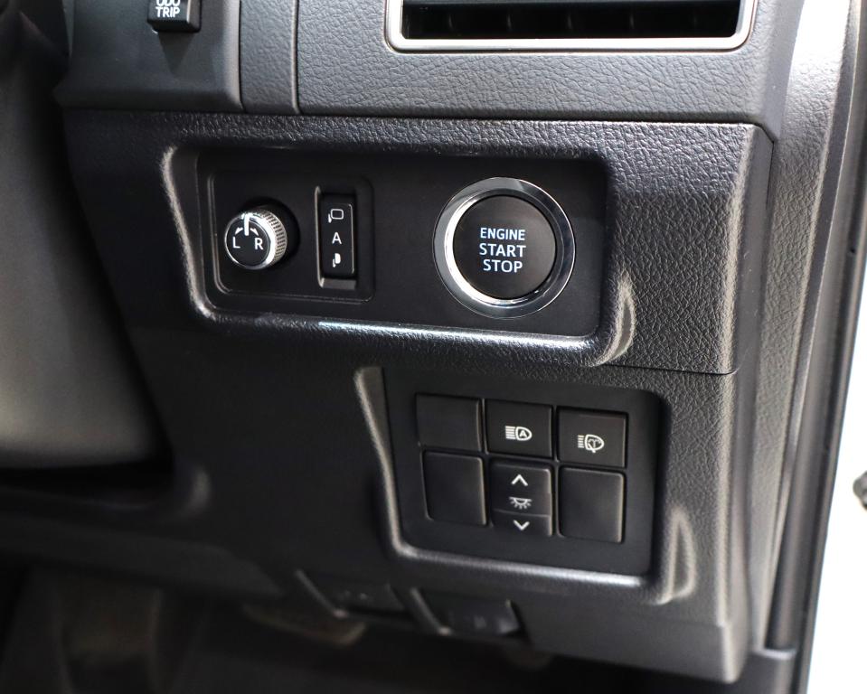 2023 Toyota Land Cruiser Prado 2.8GD VX-L