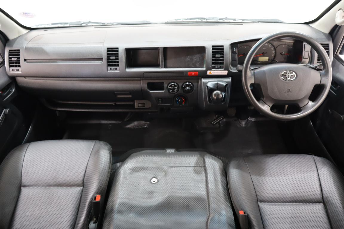 2025 Toyota Quantum 2.7 Sesfikile