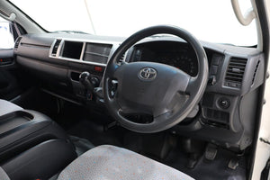 2024 Toyota Quantum 2.5D-4D GL 14-Seater Bus
