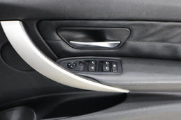 2012 BMW 3 Series 320i auto