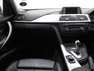 2012 BMW 3 Series 320i auto